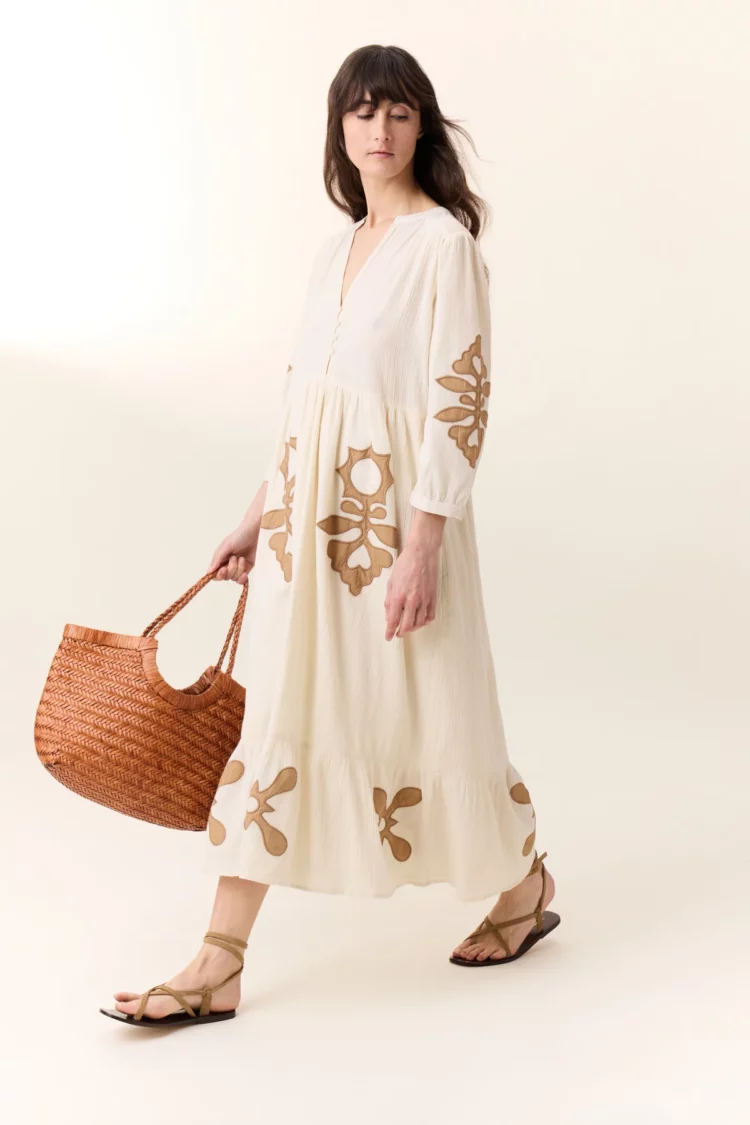 Robe Roza Paros off white Leon & Harper