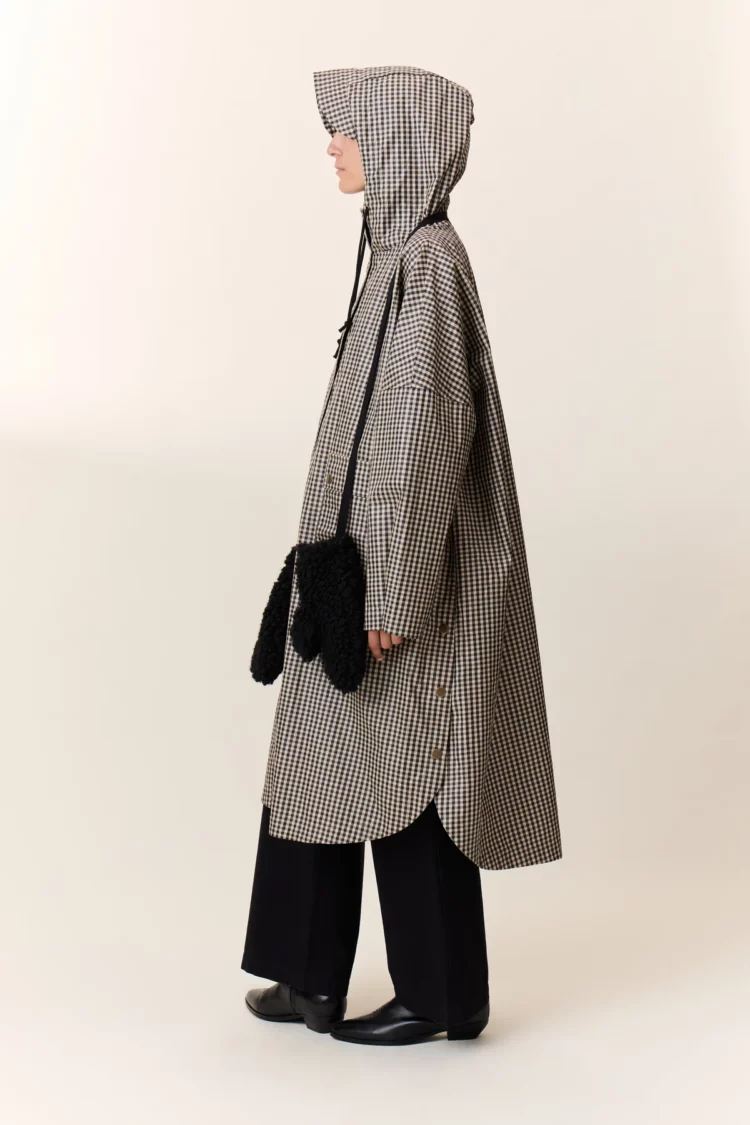 Poncho Vannah Checki écru Leon & Harper – Image 3